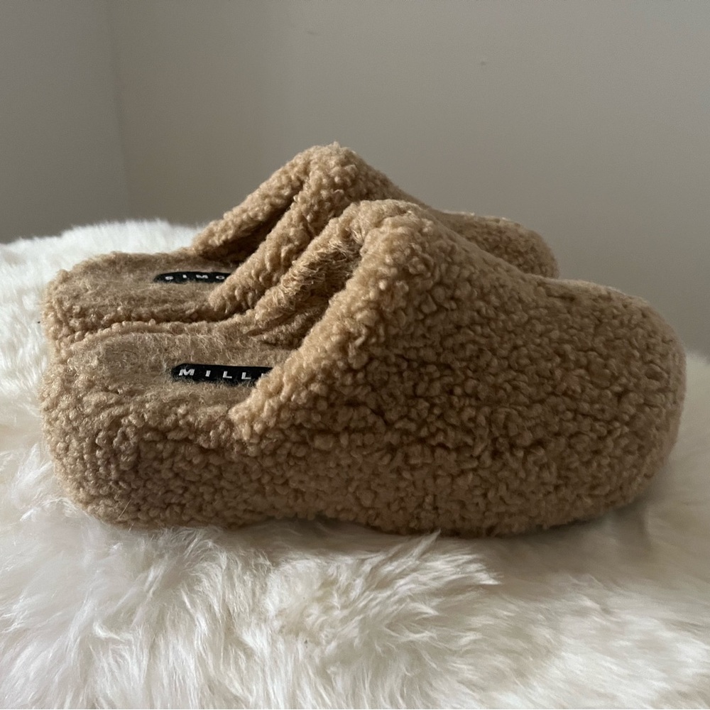 SIMON MILLER SHEARLING BUBBLE CLOGS *LIKE NEW*